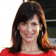 Perrey Reeves